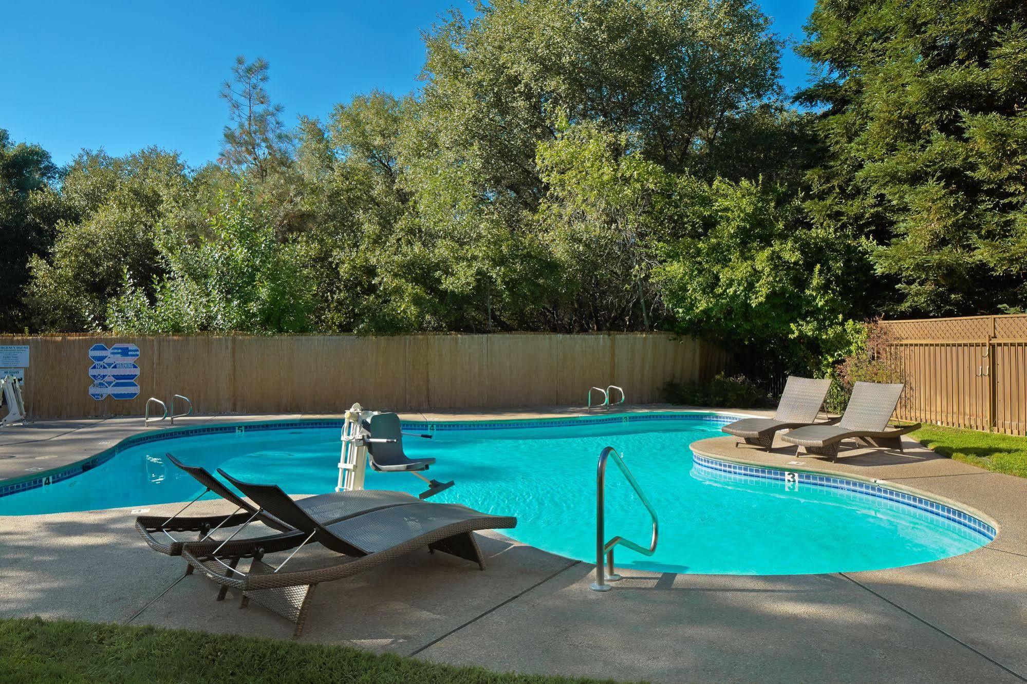 Lake Natoma Inn Folsom Extérieur photo